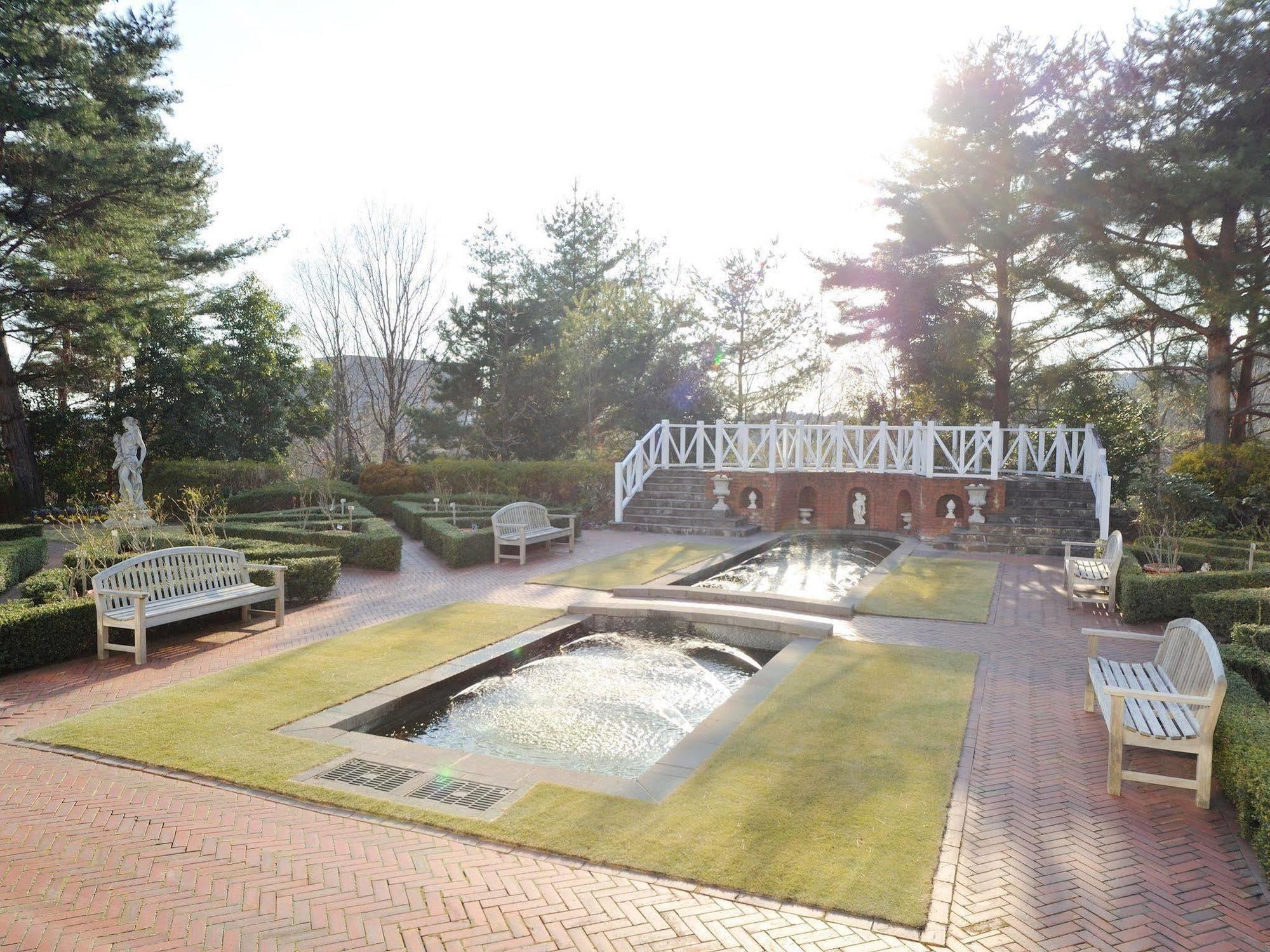 Forest Hills Garden Mihara  Buitenkant foto